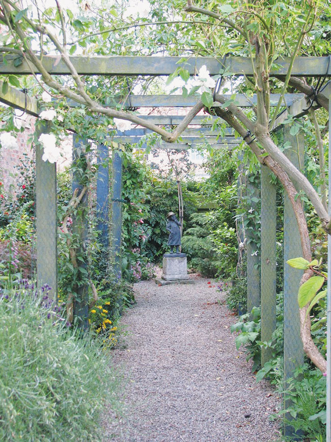 Sutton Open Gardens report....as featured in The Easingwold Advertiser & Weekly News 2nd July 2022